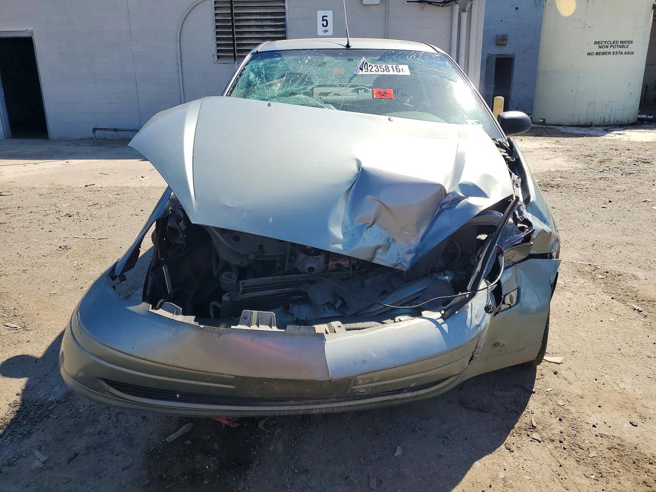2003 Ford Focus VIN 1FAFP34333W158139 photo 5