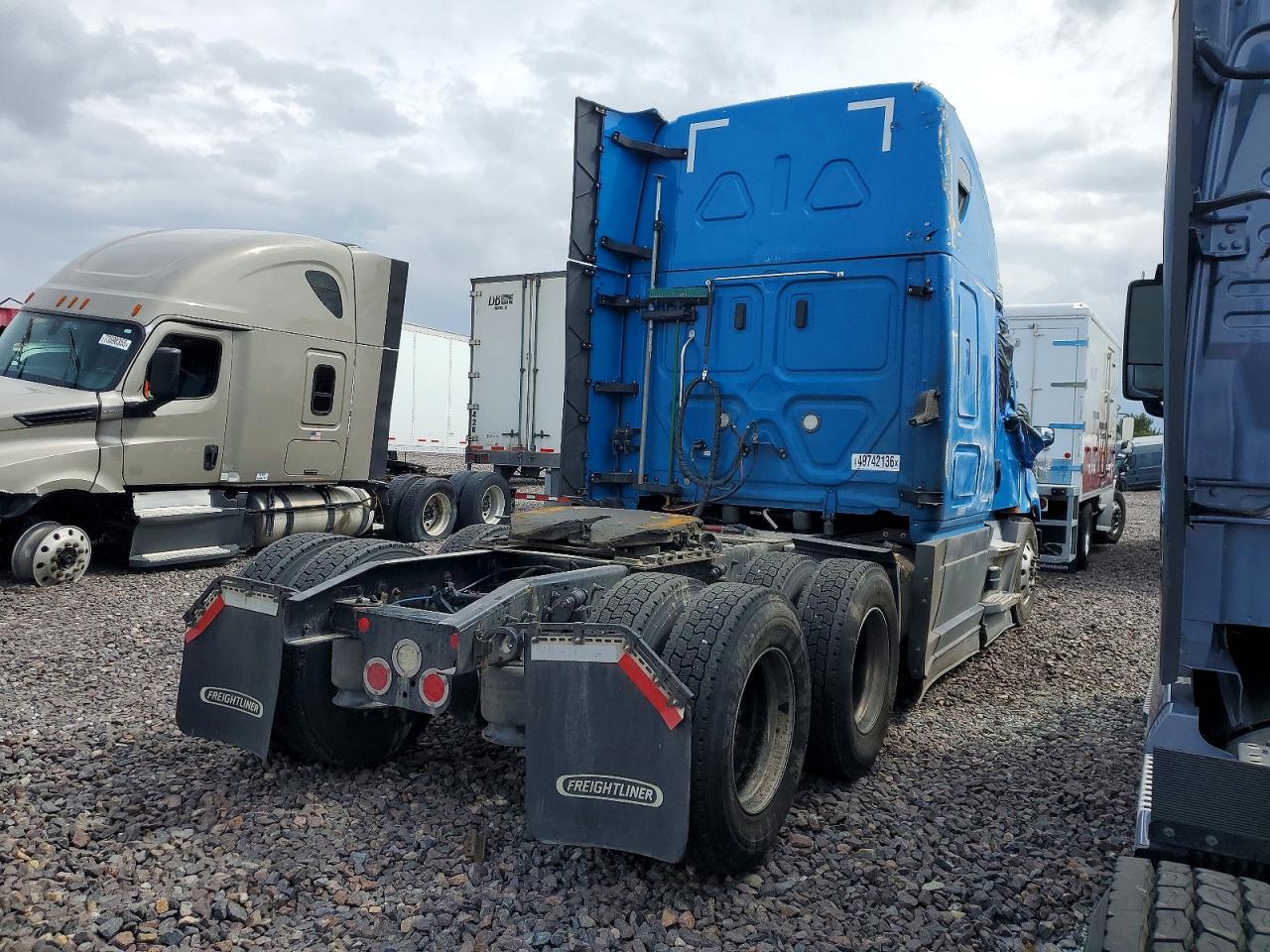 2023 FREIGHTLINER All other VIN 1FUJHHDR0PLUE6750 photo 4