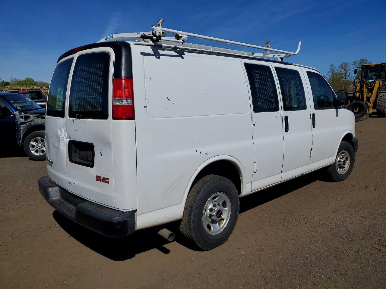 2016 GMC Savana VIN 1GTW7AFF8G1205173 photo 3