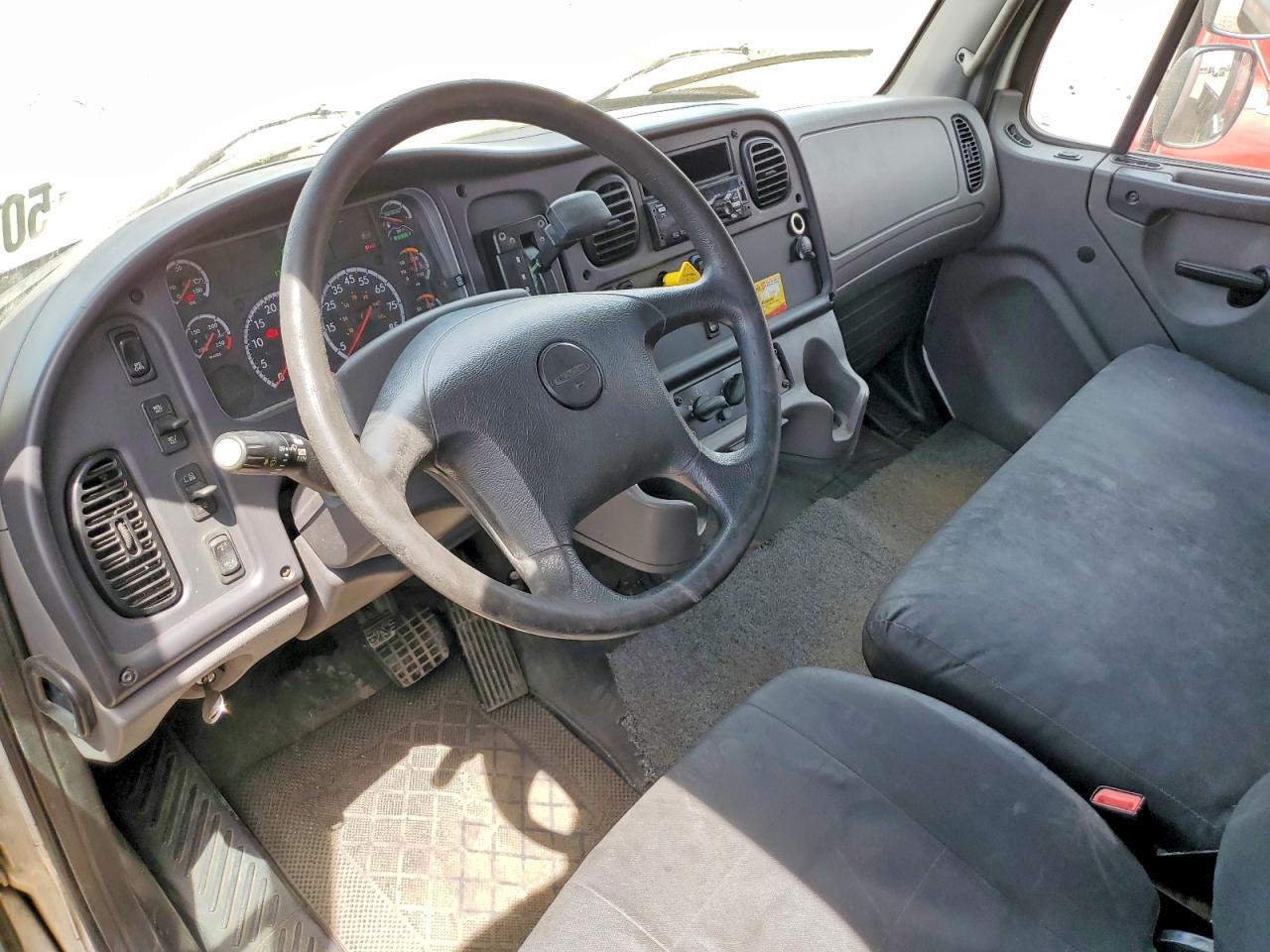 2018 FREIGHTLINER All other VIN 1FVACWFB0JHJN1600 photo 8