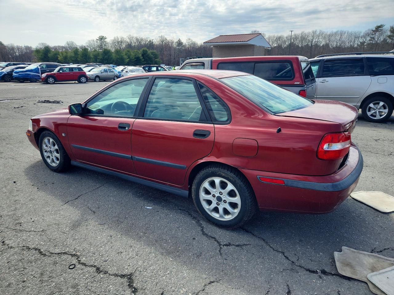 2002 Volvo S40 VIN YV1VS29592F870060 photo 2