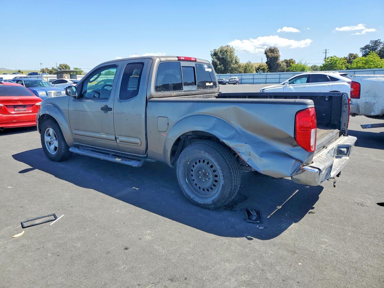 2005 Nissan Frontier VIN 1N6AD06U85C401432 photo 2