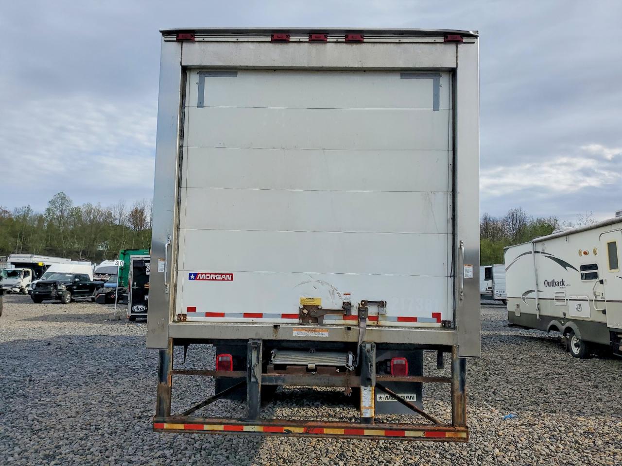 2018 FREIGHTLINER All other VIN 3ALACXFC6JDJU3098 photo 6