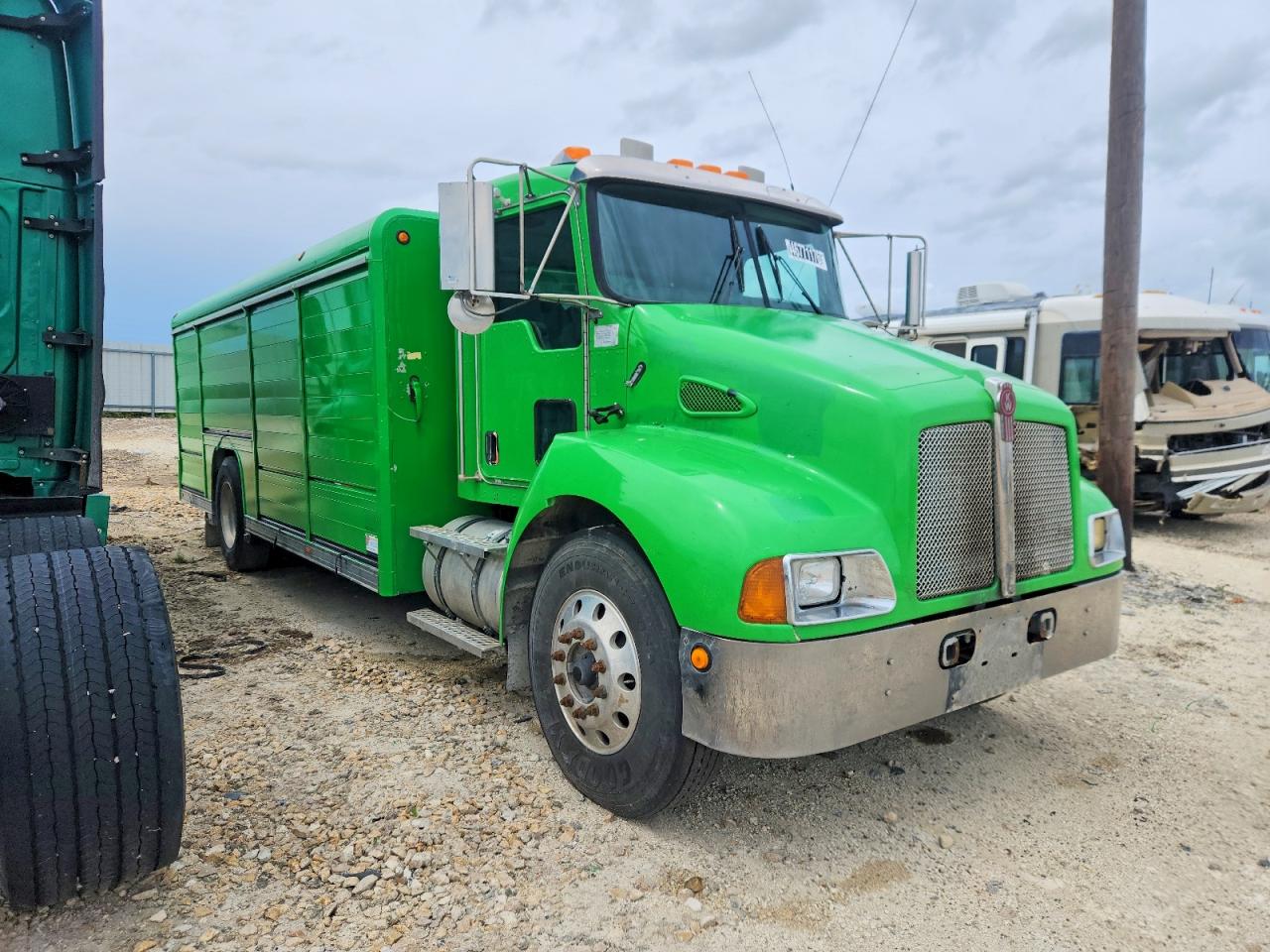 2007 KENWORTH All other VIN 2NKMHZ7X17M206408 photo 1
