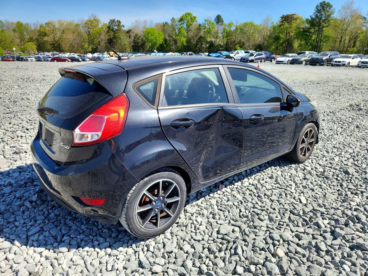 2015 Ford Fiesta VIN 3FADP4EJ9FM150397 photo 3