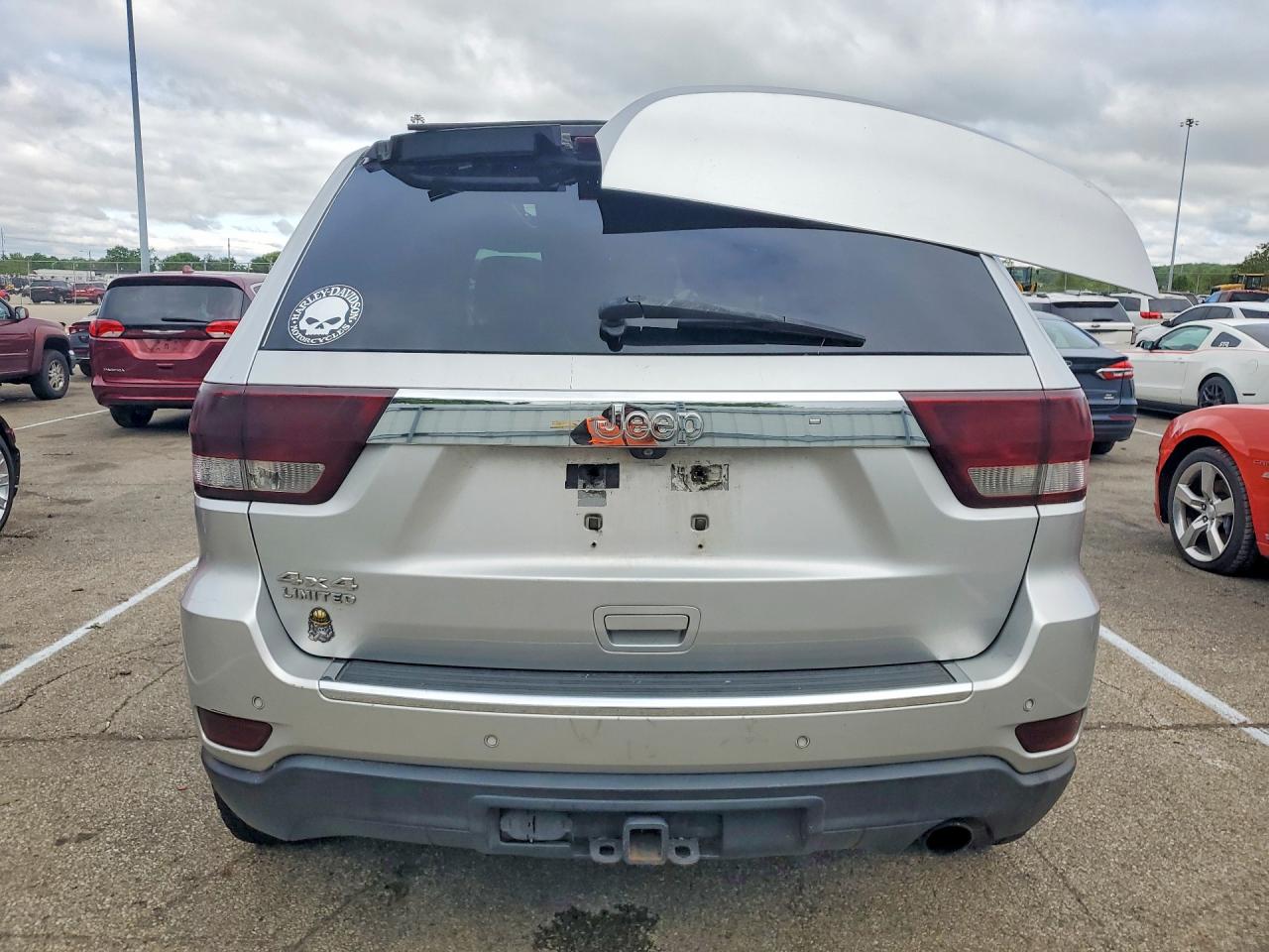 2011 Jeep Cherokee VIN 1J4RR5GG2BC619532 photo 6