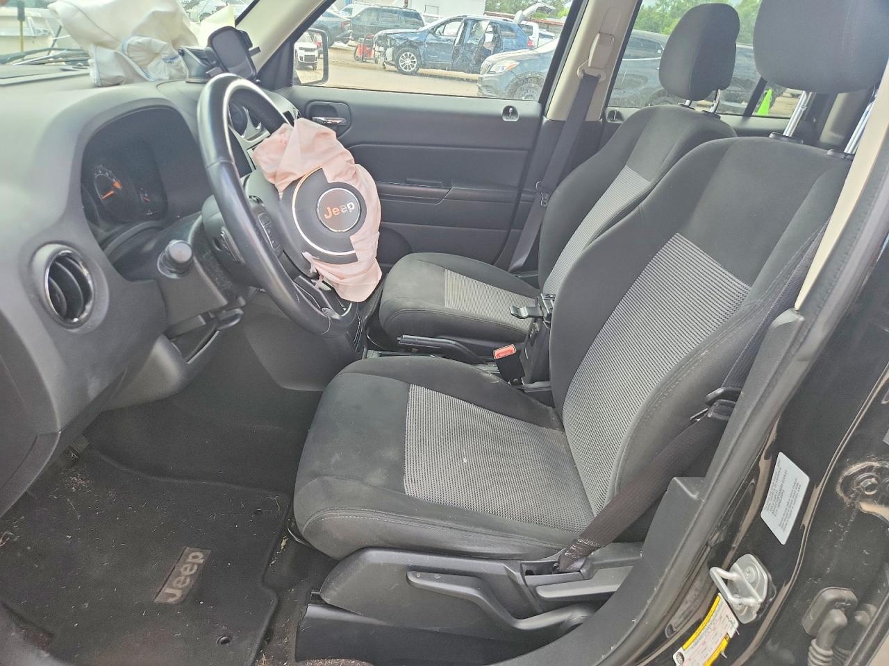2017 JEEP Patriot VIN 1C4NJPFA0HD202062 photo 7