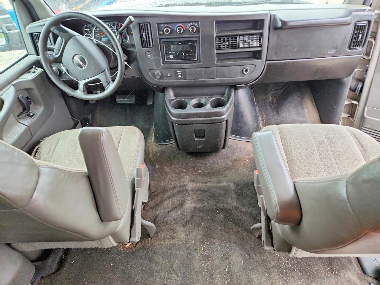 2009 GMC Savana VIN 1GJHG35K091111514 photo 8