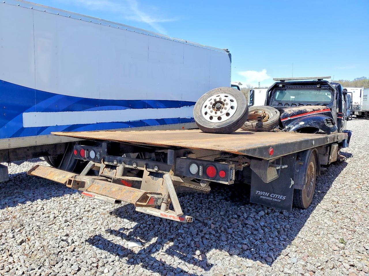 2017 FREIGHTLINER All other VIN 3ALACWDT7HDJF7630 photo 4