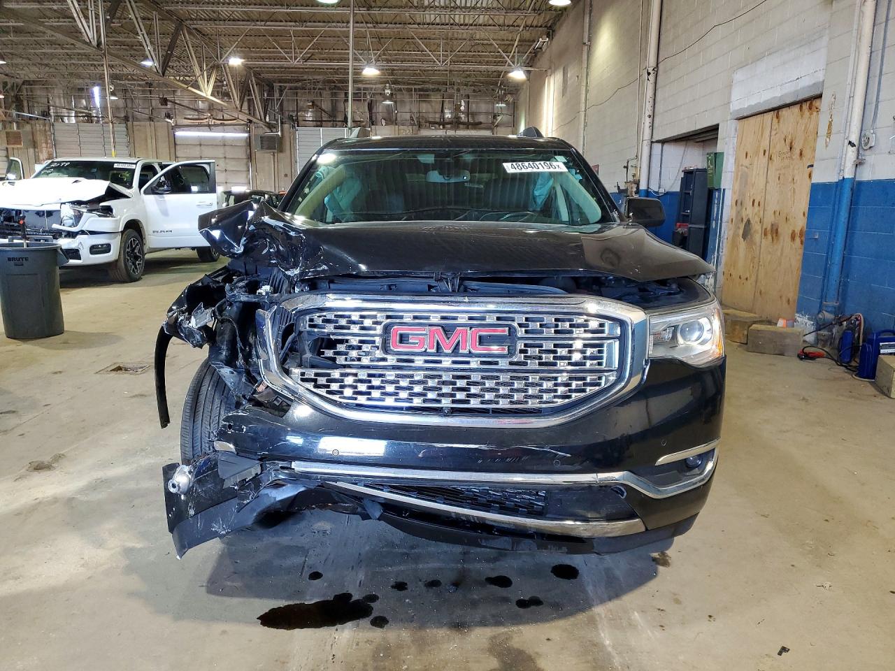 2019 GMC Acadia den VIN 1GKKNPLS0KZ169499 photo 5