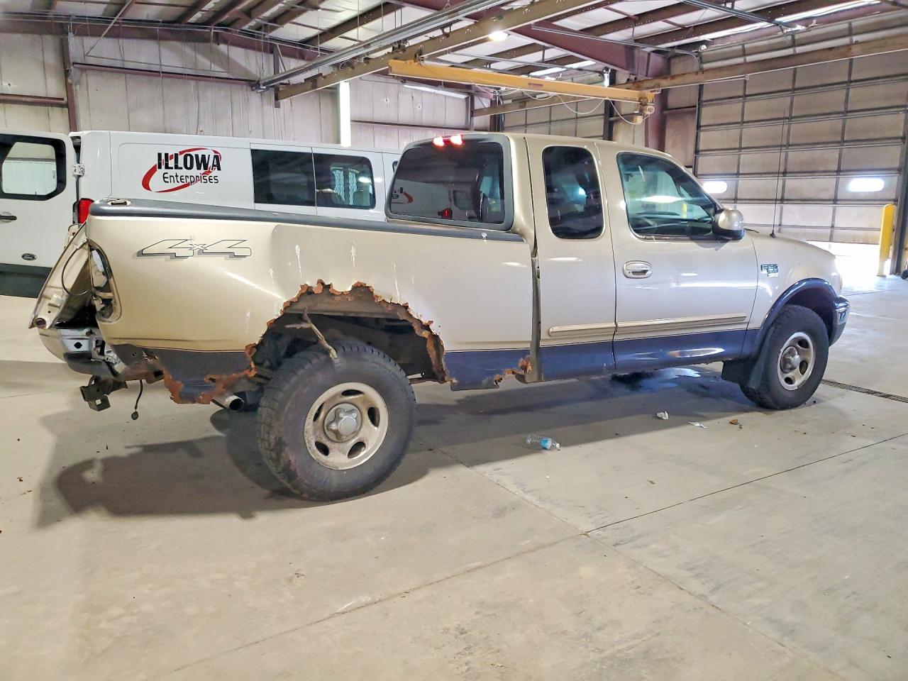 2000 Ford F150 VIN 2FTRX18L7YCA74155 photo 3