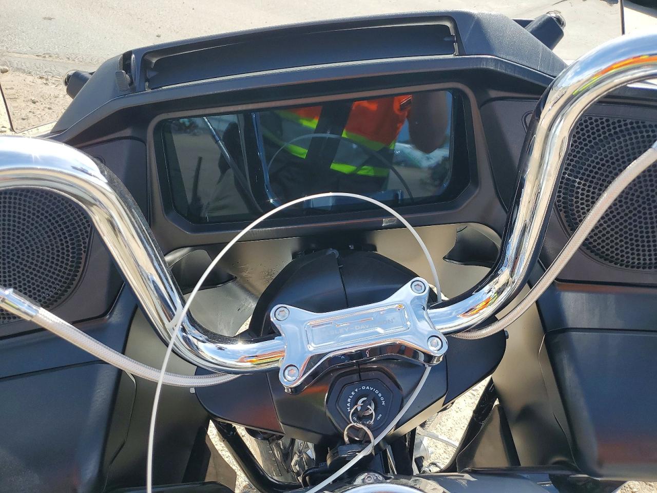 2025 HARLEY Fl VIN 1HD1KH713SB600352 photo 7