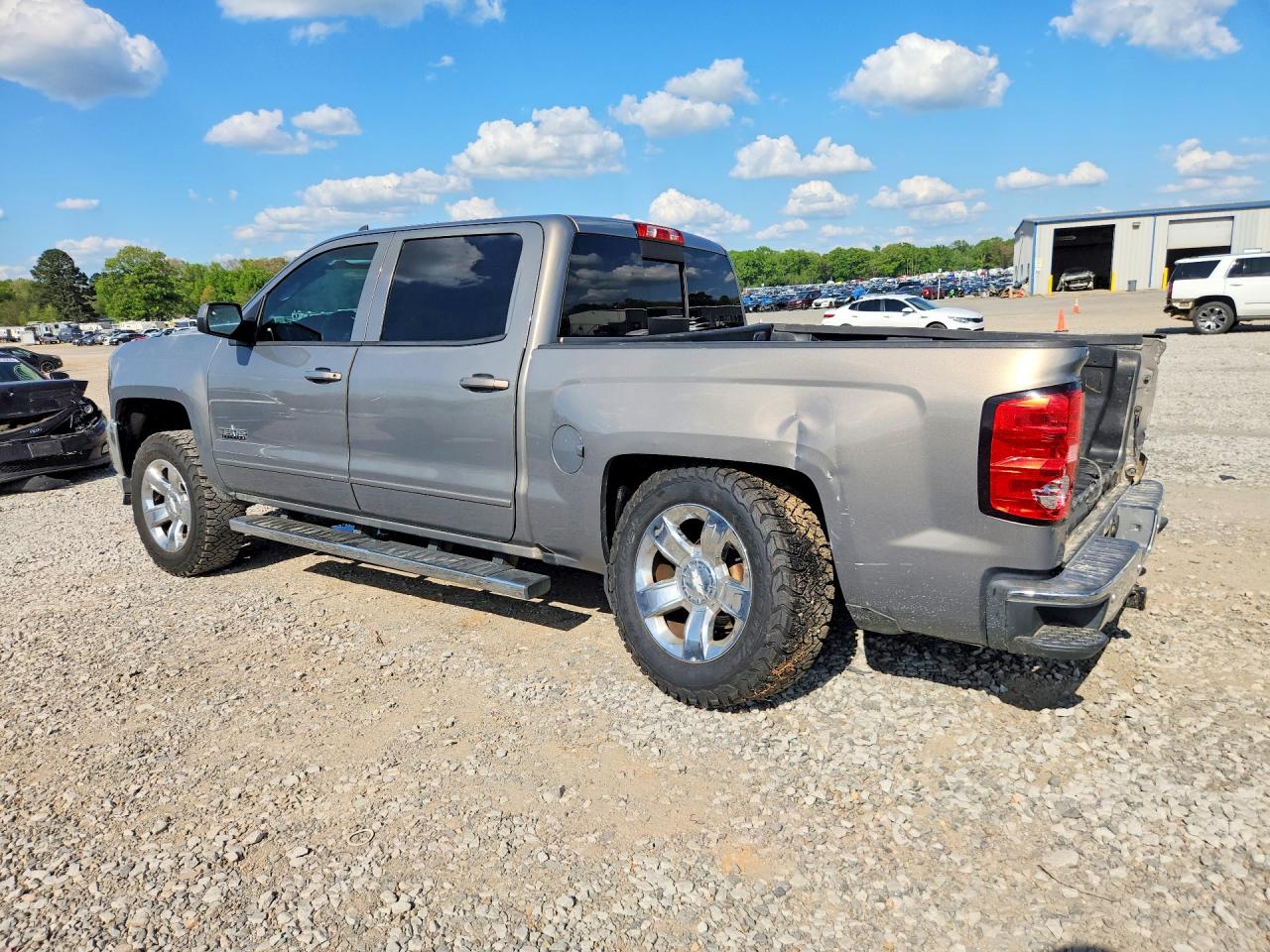 2017 Chevrolet Silverado VIN 3GCPCREC8HG394917 photo 2