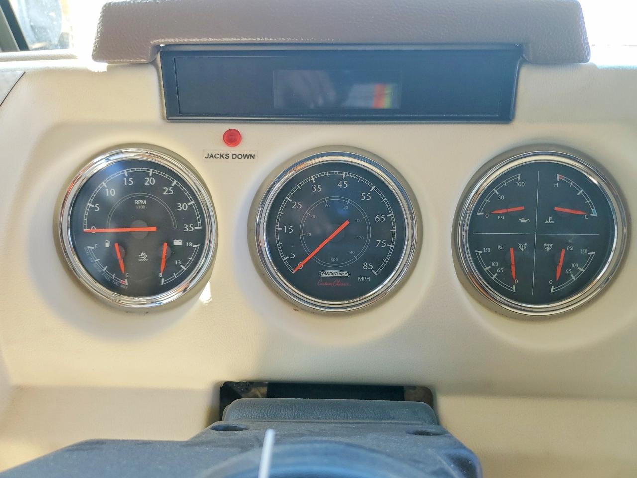 2014 FREIGHTLINER All other VIN 4UZACVDT0ECFL8912 photo 8