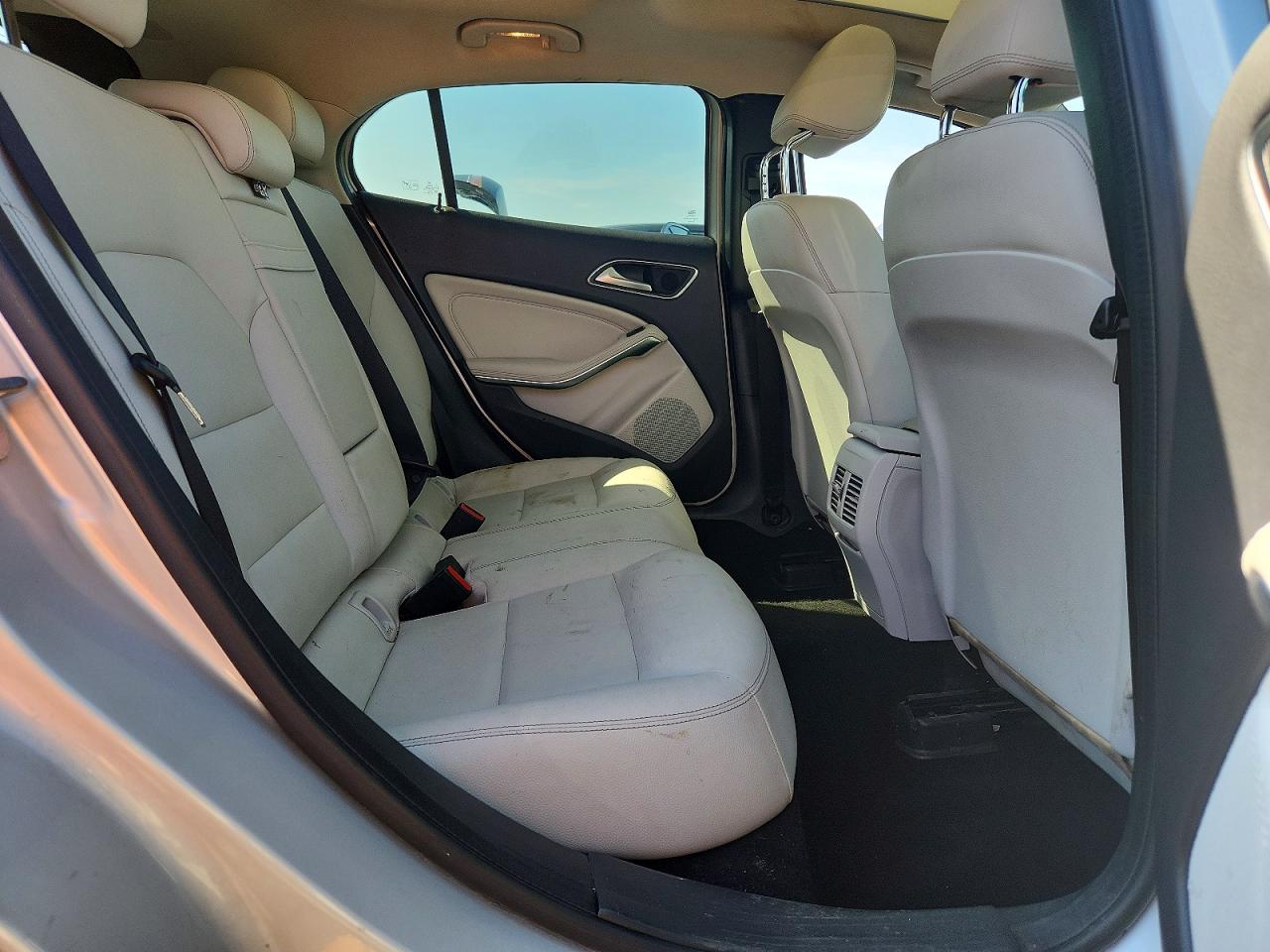 2018 Mercedes-Benz Gla-class VIN WDCTG4GB1JJ484399 photo 11