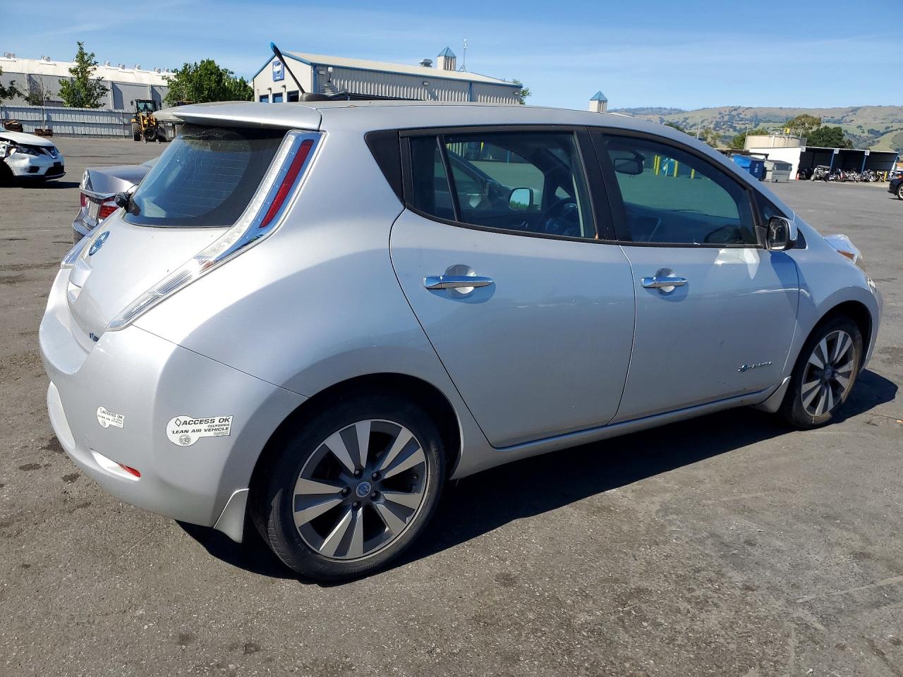 2013 NISSAN Leaf VIN 1N4AZ0CP4DC405596 photo 3