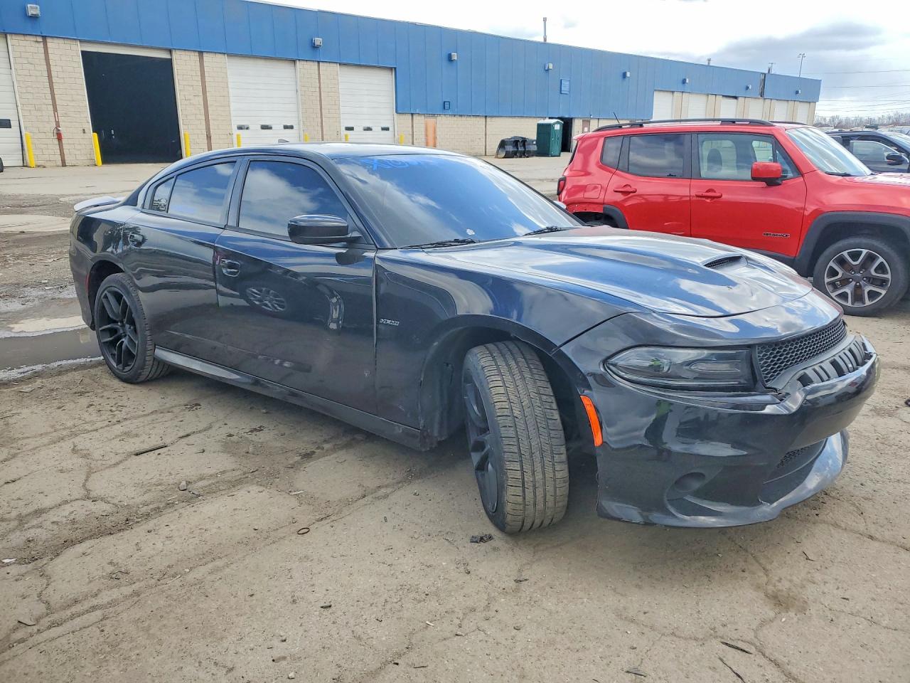 2019 Charger r/ VIN 2C3CDXCT7KH643304 photo 4