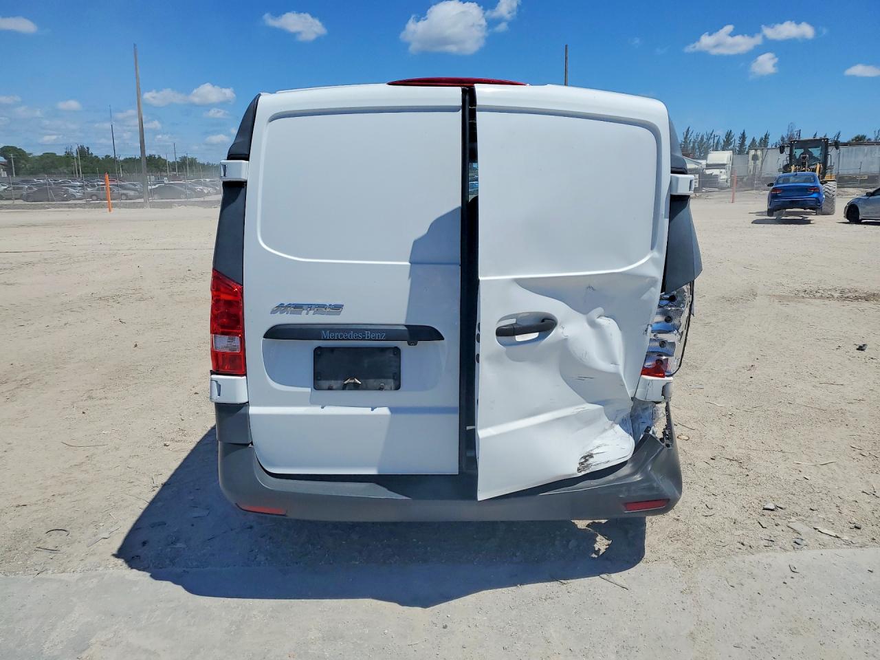 2019 Mercedes-Benz Metris VIN WD3PG2EA9K3531037 photo 6