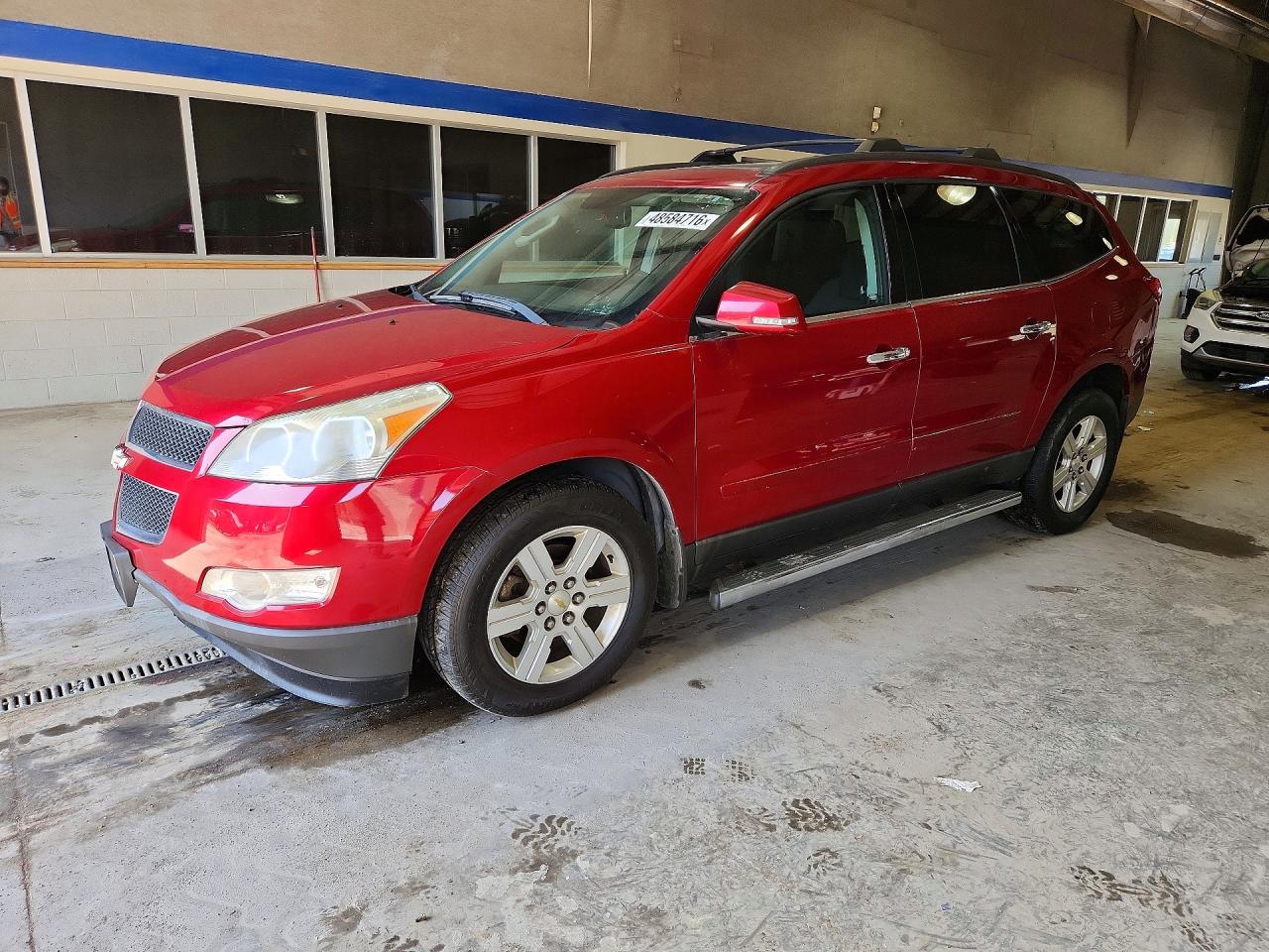 2012 Chevrolet Traverse VIN 1GNKVGED0CJ124824 photo 1