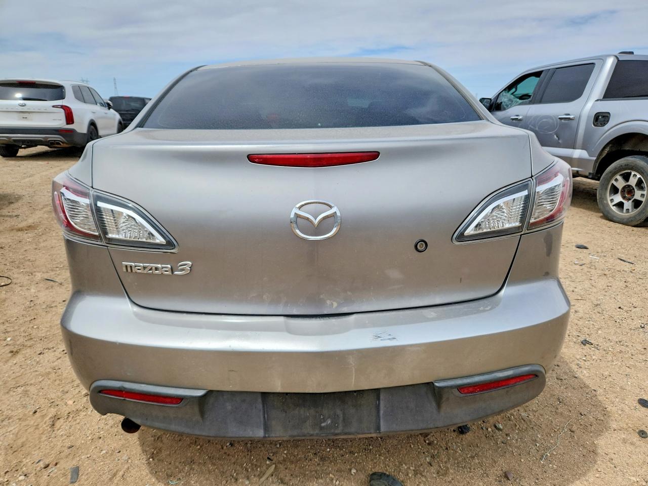 2011 Mazda 3 VIN JM1BL1UGXB1384024 photo 6