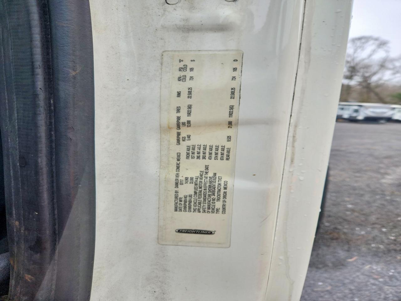 2018 FREIGHTLINER All other VIN 3AKBGADV7JDJU2444 photo 10