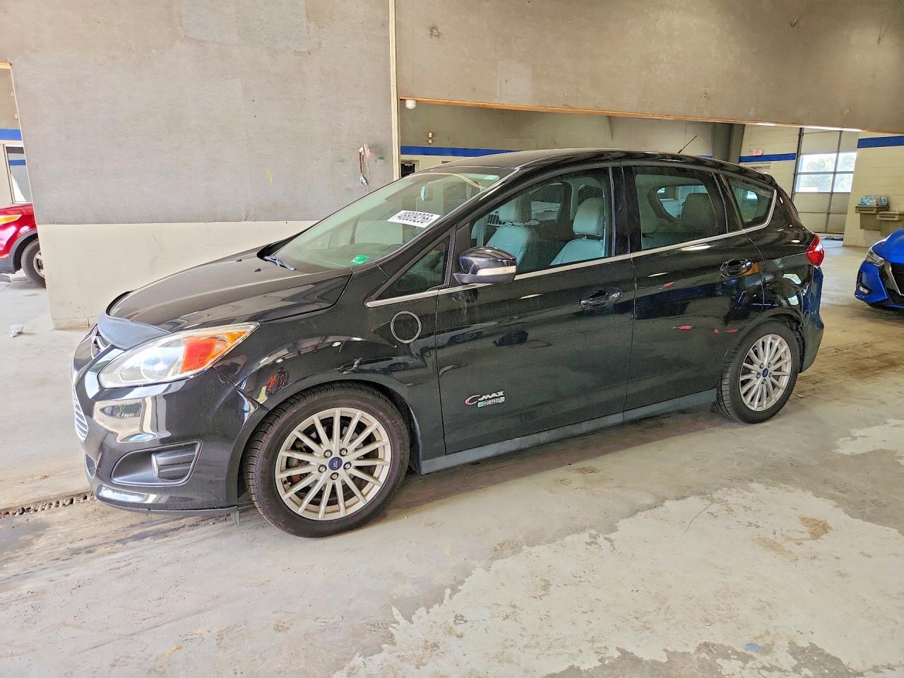 2015 Ford Cmax VIN 1FADP5CU5FL106868 photo 1
