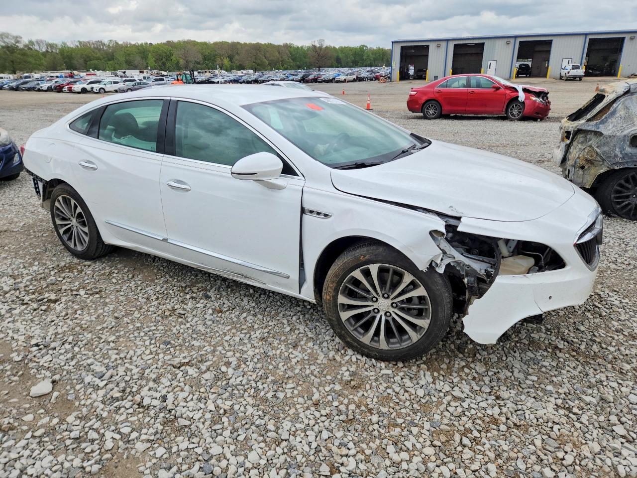 2019 Buick Lacrosse VIN 1G4ZS5SSXKU108937 photo 4