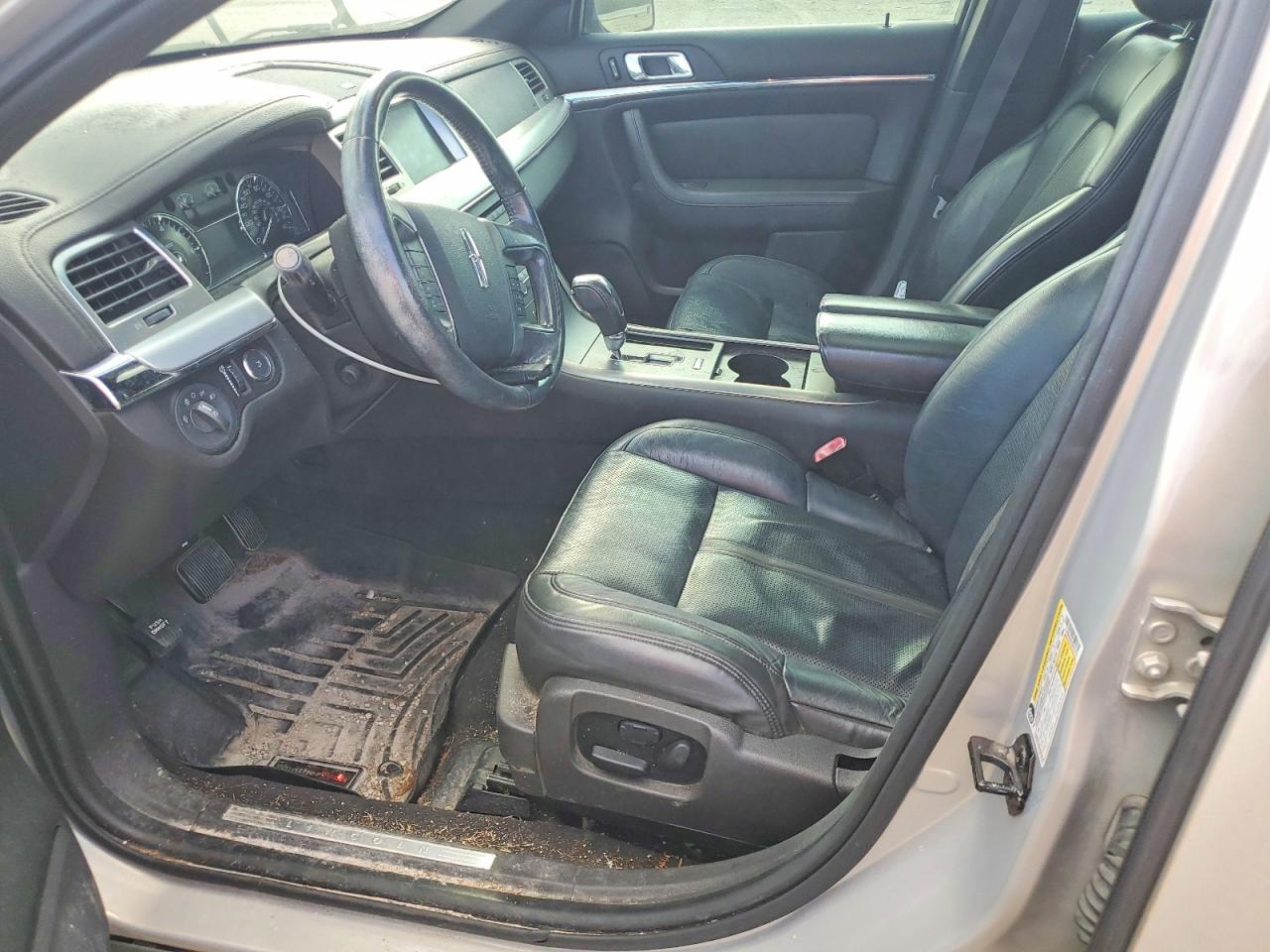 2009 LINCOLN Mks VIN 1LNHM94R29G623172 photo 7