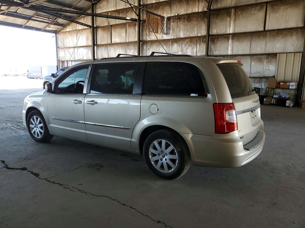 2013 Chrysler Minivan VIN 2C4RC1BG3DR715302 photo 2