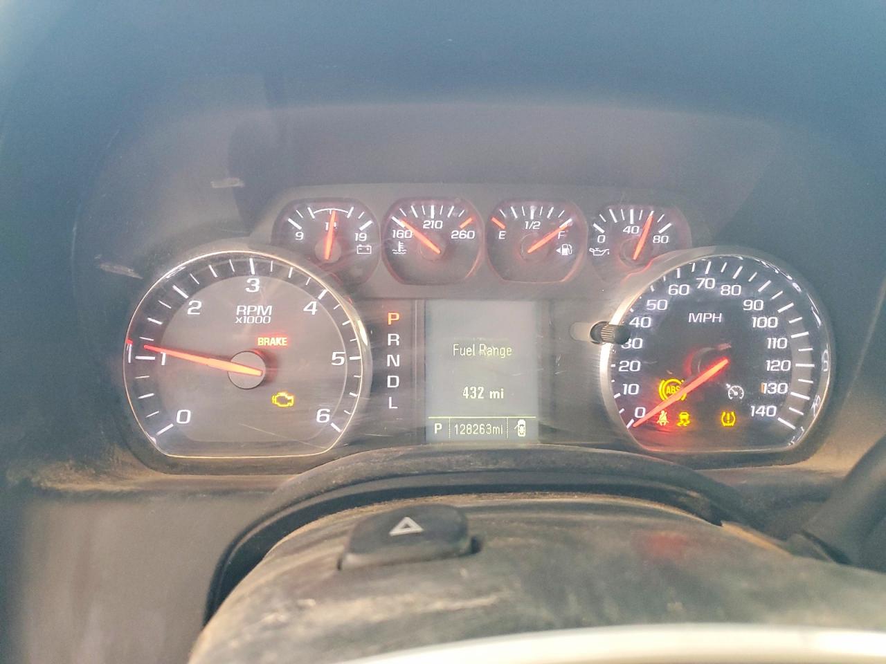 2017 Chevrolet Suburban VIN 1GNSKKEC8HR356082 photo 9