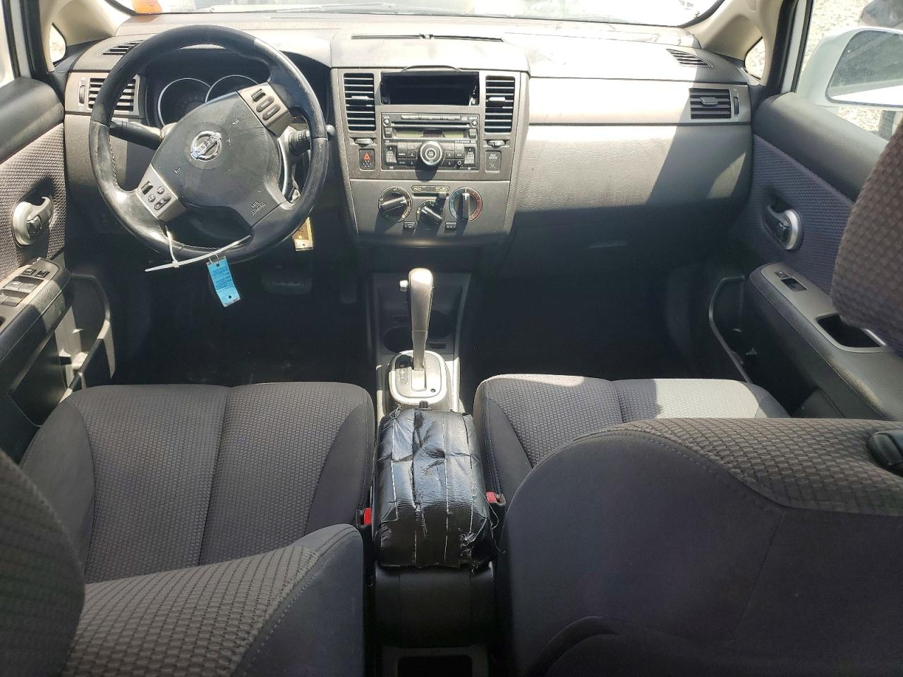 2007 Nissan Versa VIN 3N1BC13E37L379198 photo 8