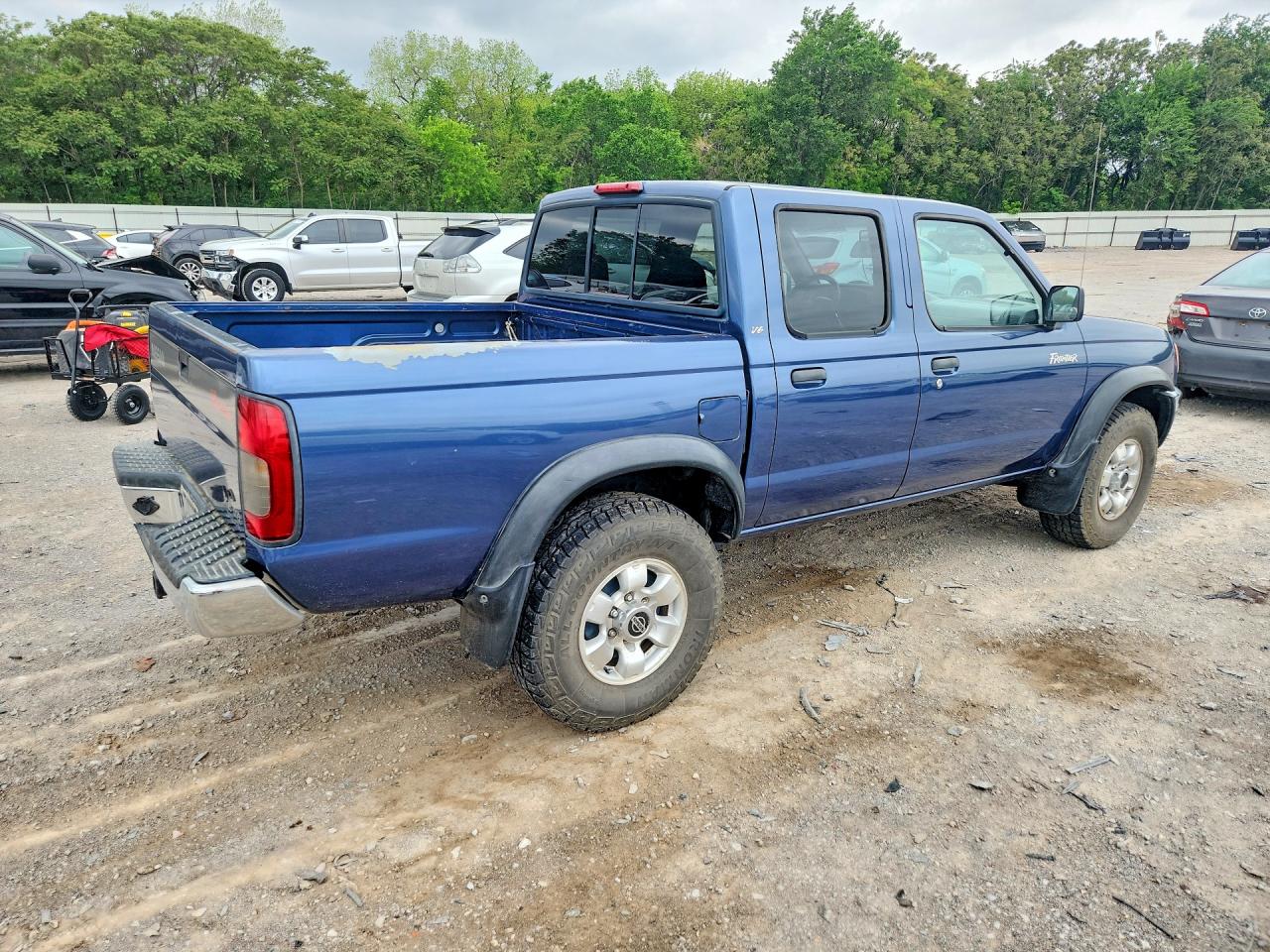 2000 NISSAN Frontier VIN 1N6ED27Y0YC419264 photo 3