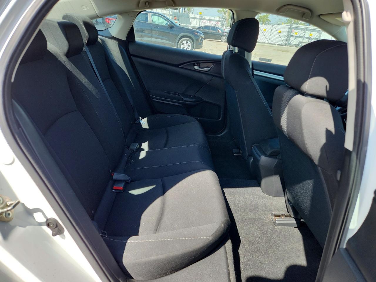 2019 Honda Civic VIN 2HGFC2F66KH523080 photo 10