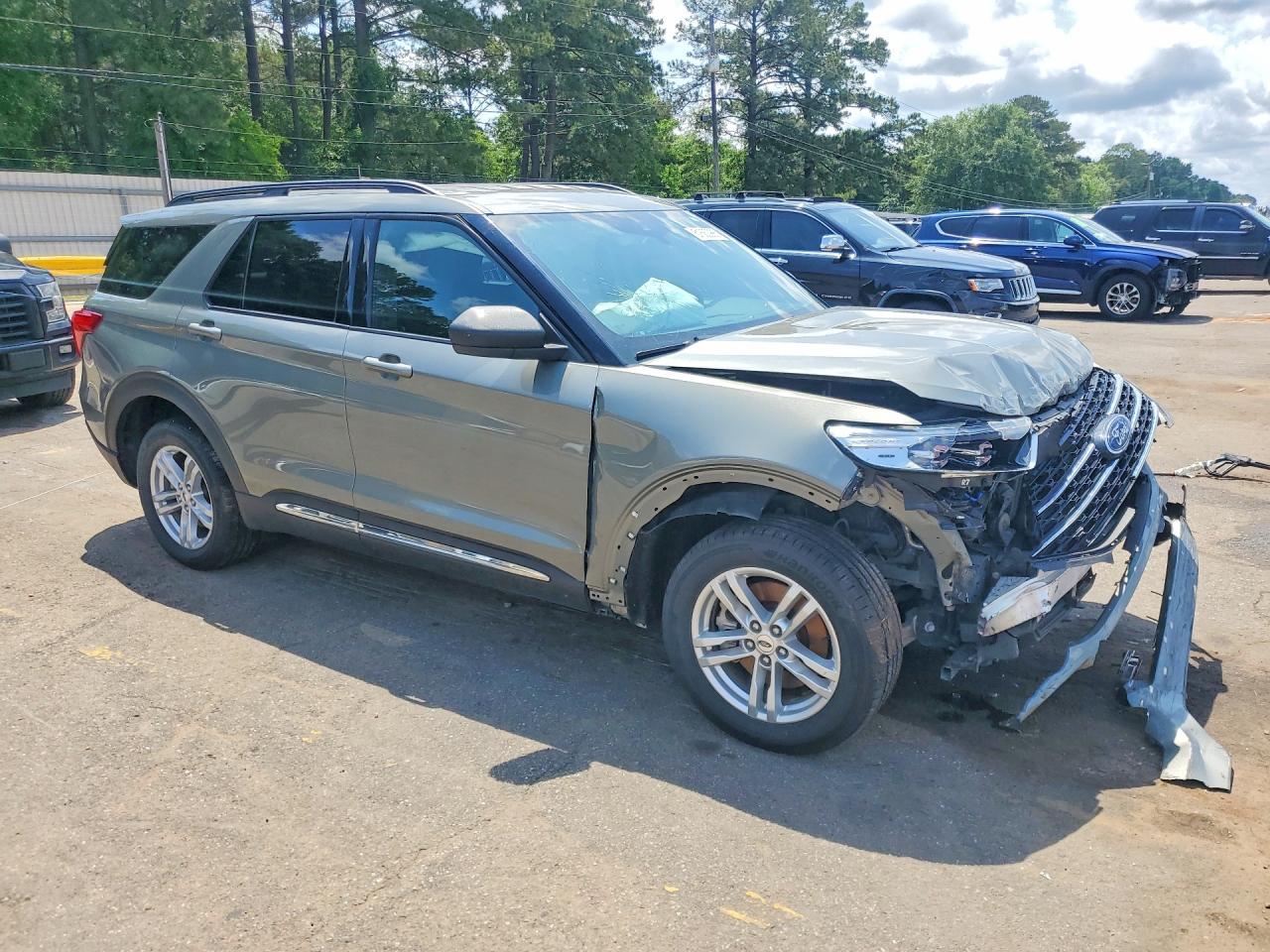 2020 Ford Explorer VIN 1FMSK8DH9LGB63836 photo 4
