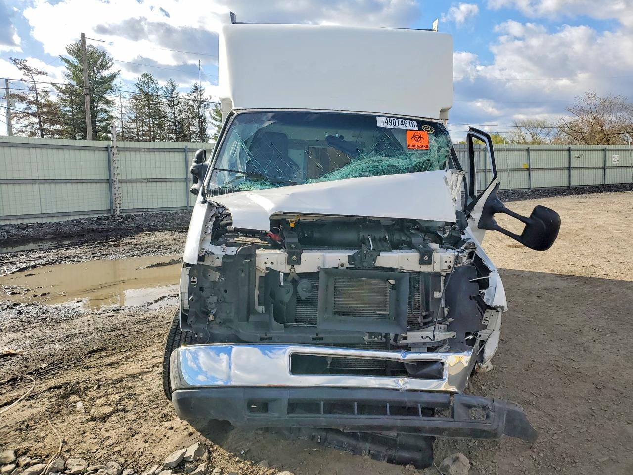 2019 FORD Econoline VIN 1FDWE3F63KDC27425 photo 5