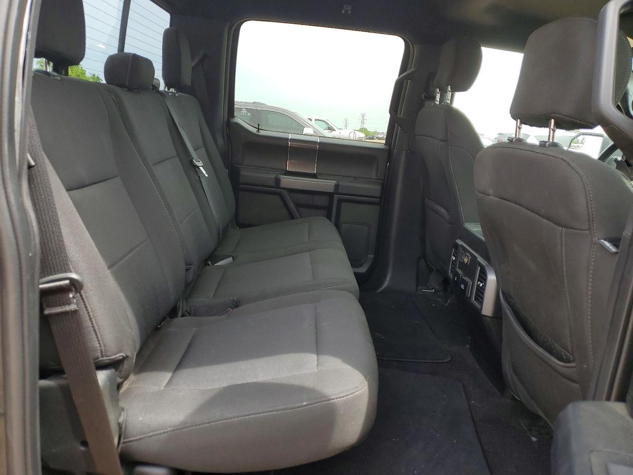 2018 Ford F-150 VIN 1FTEW1EP3JFE07020 photo 10