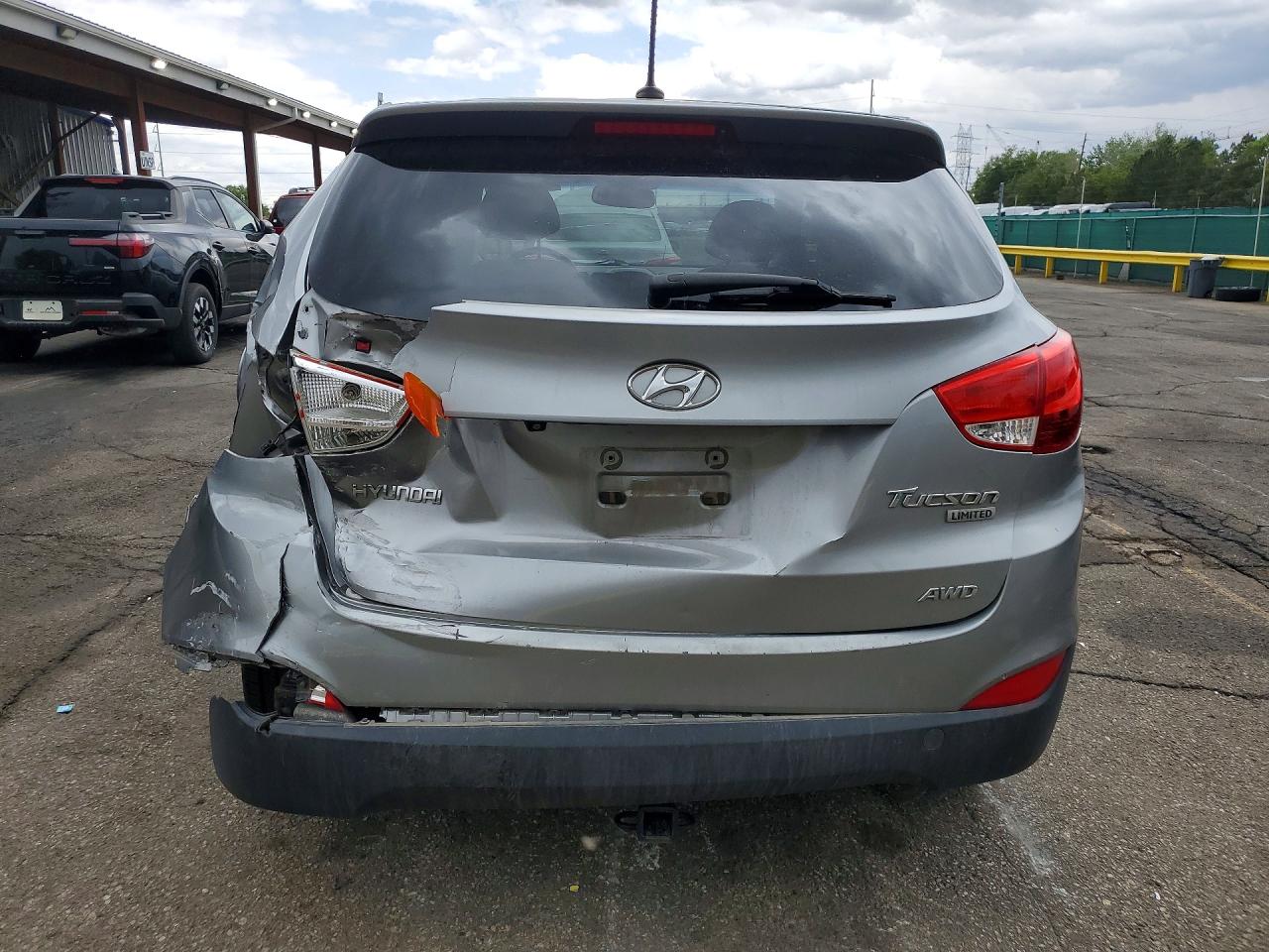 2013 Hyundai Tucson VIN KM8JUCAC6DU690592 photo 6