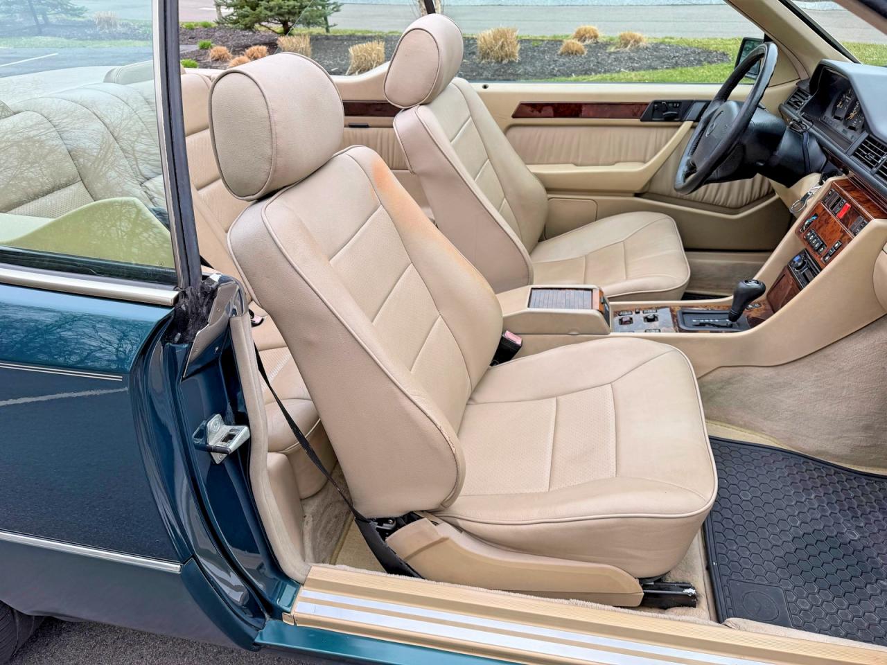 1995 Mercedes-Benz E-class VIN WDBEA66E8SC282817 photo 5