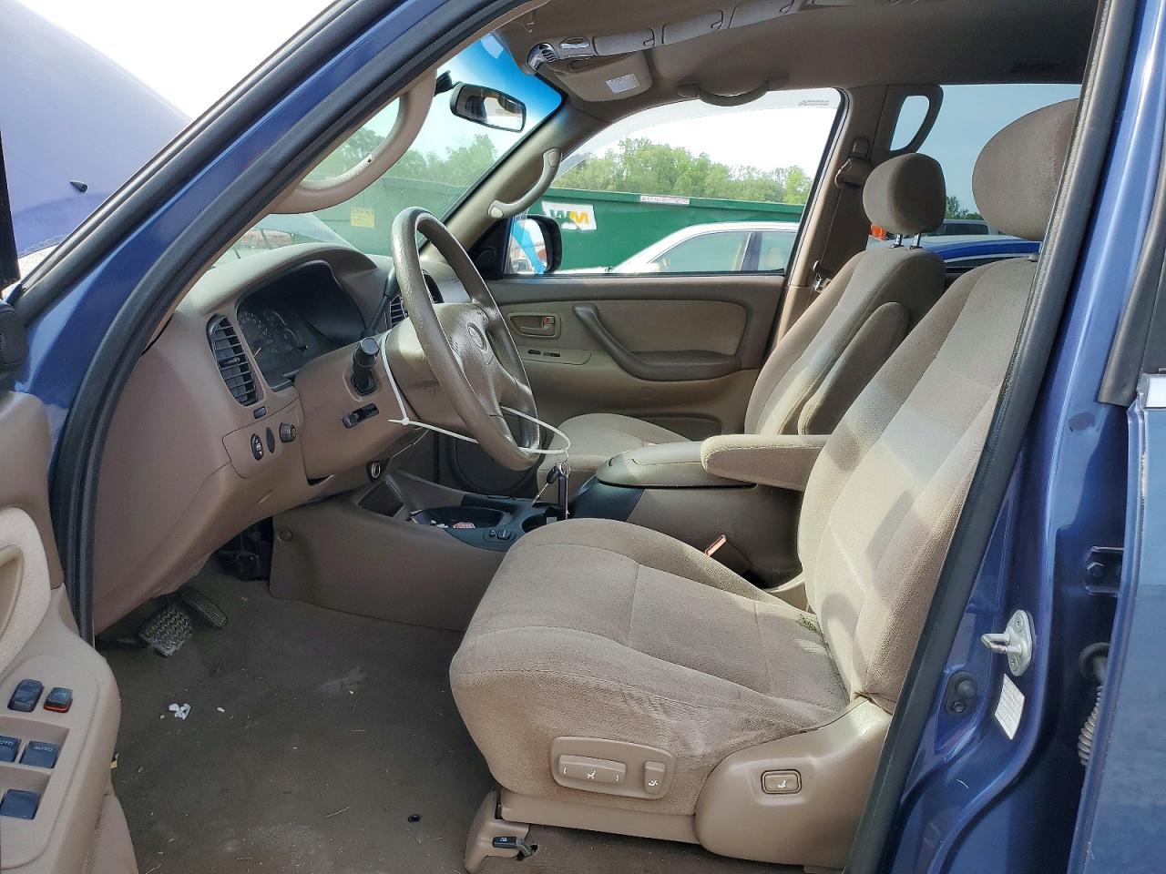 2002 TOYT Sequoia VIN 5TDZT34A02S097543 photo 7