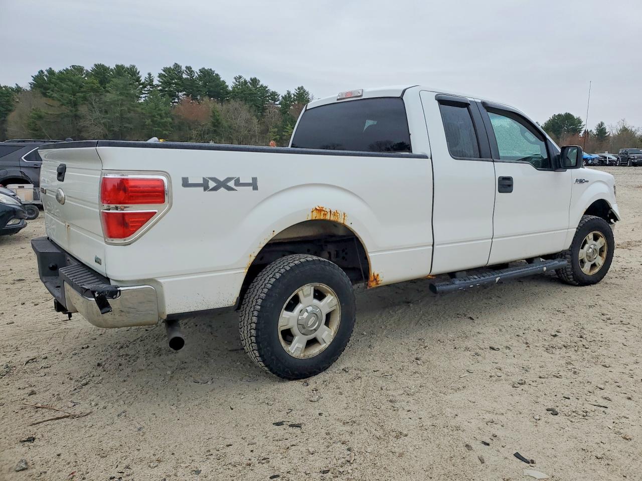 2011 Ford F150 VIN 1FTFX1EF3BFA76157 photo 3