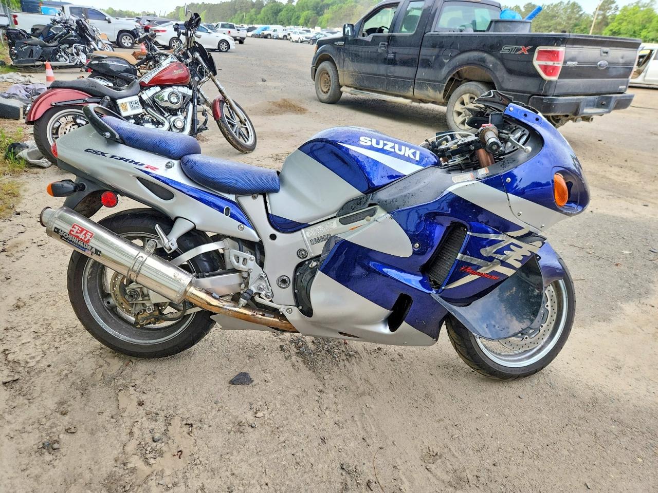 2004 Suzuki Gsx1300 VIN JS1GW71A042106188 photo 1