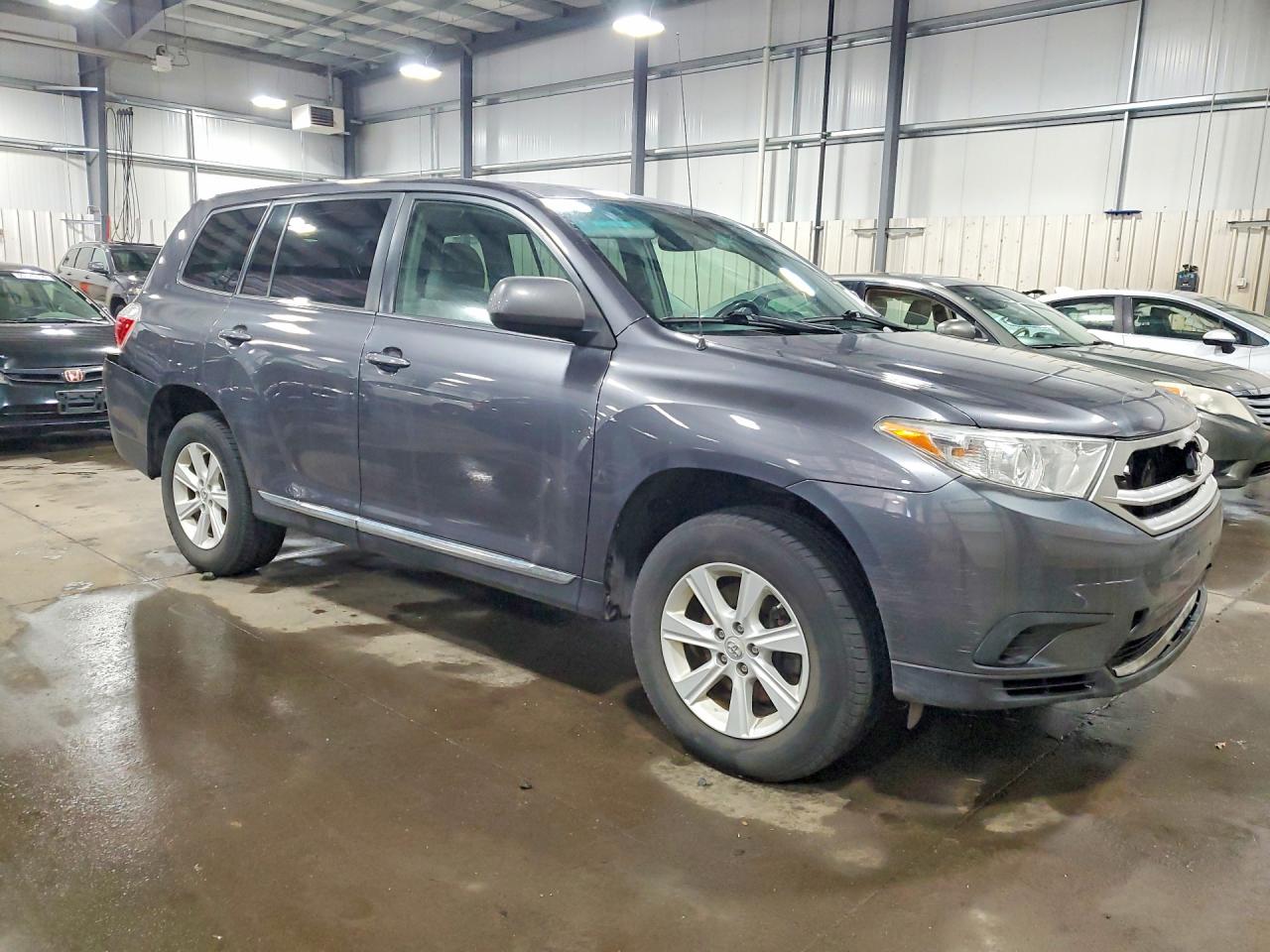 2012 Toyota Highlander VIN 5TDBK3EH8CS109861 photo 4