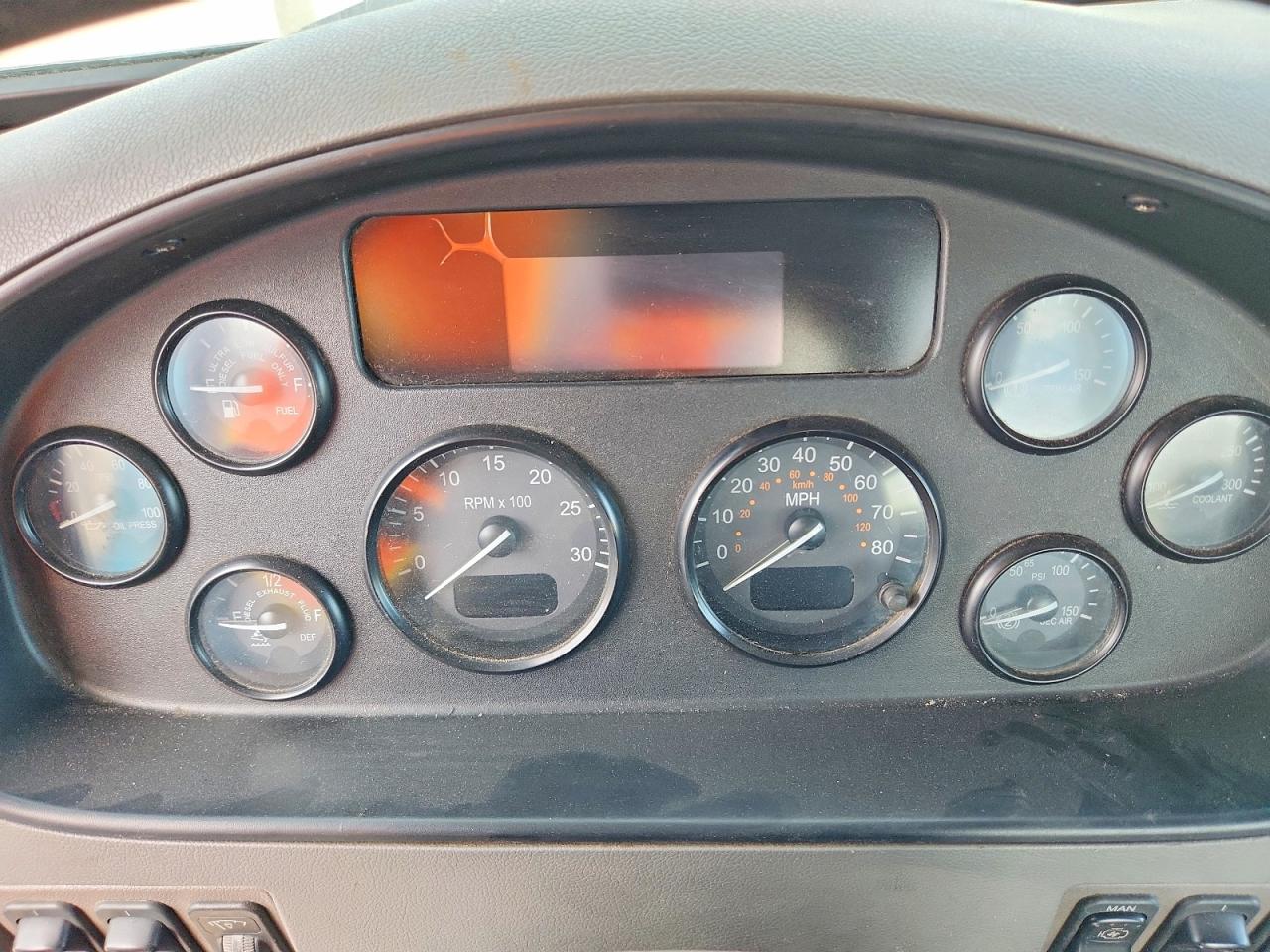 2013 PETERBILT All models VIN 2NP3LN0X4DM190224 photo 8