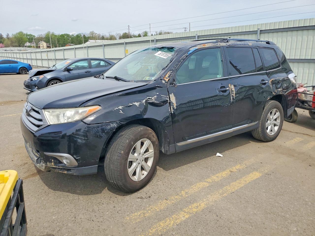 2011 TOYT Highlander VIN 5TDBK3EH9BS070809 photo 1