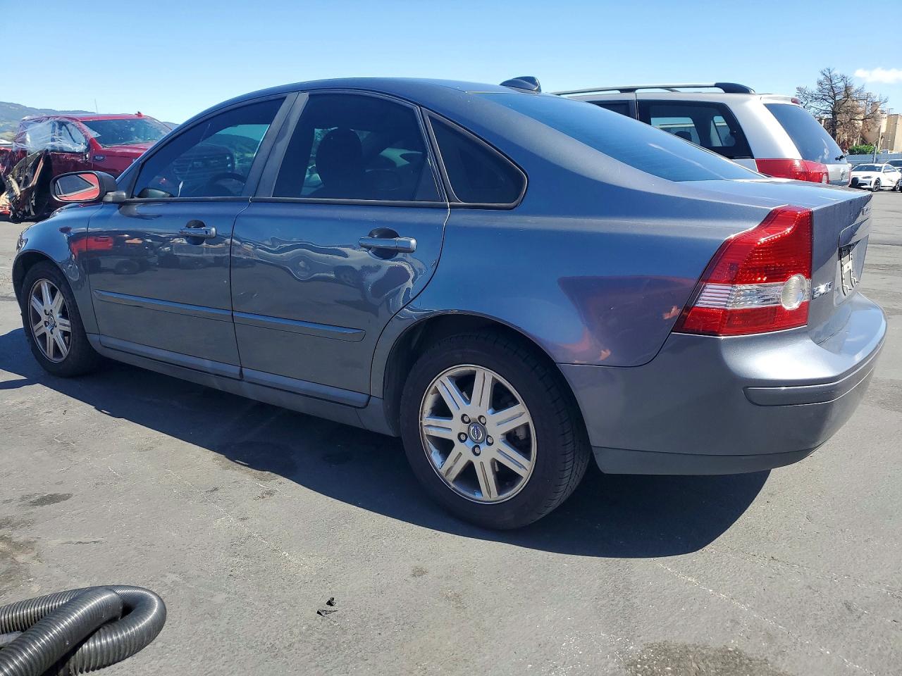 2007 Volvo S40 VIN YV1MS390X72316854 photo 2