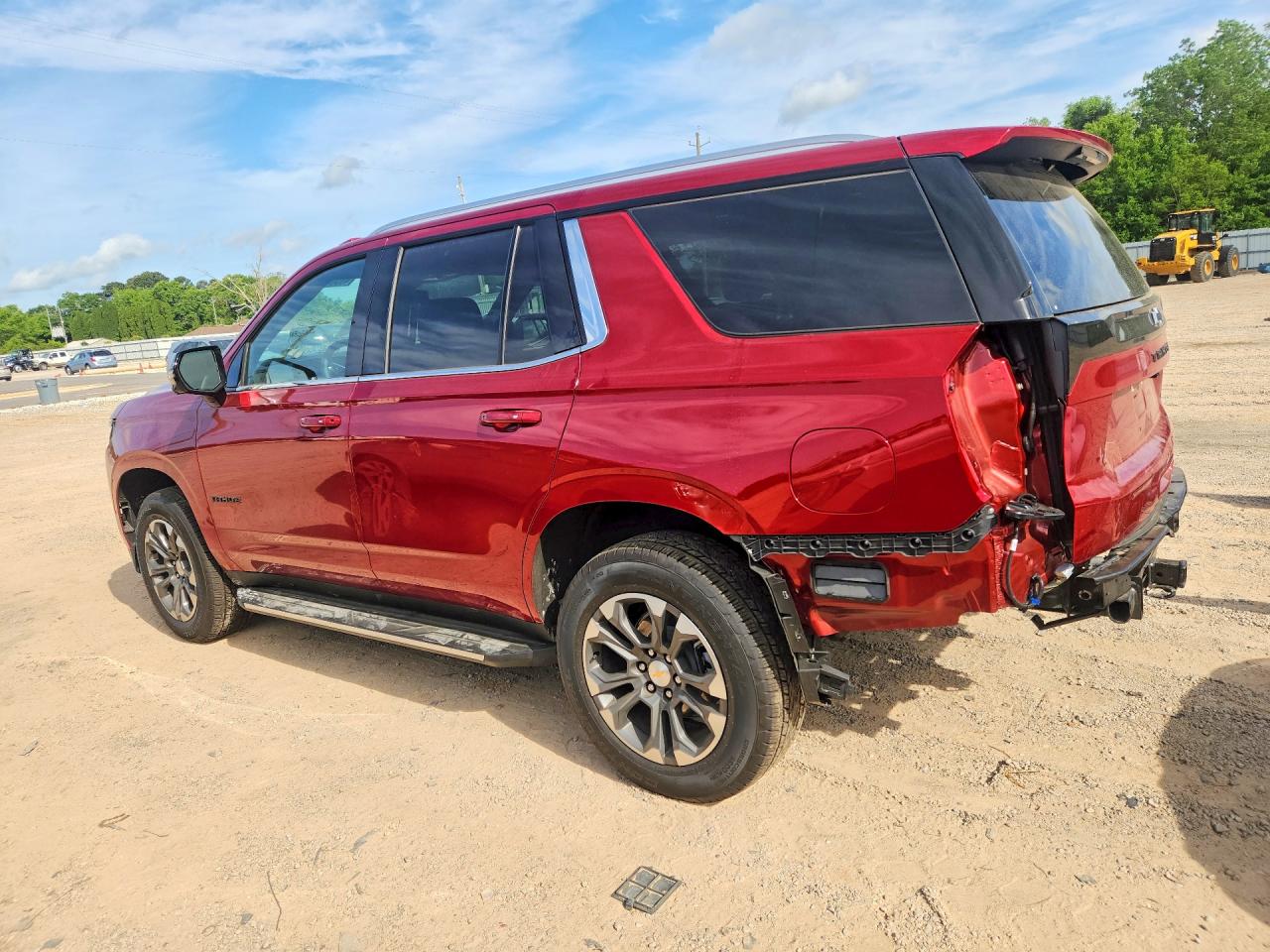 2026 Chevrolet Tahoe VIN 1GNS5NKD6TR128905 photo 2