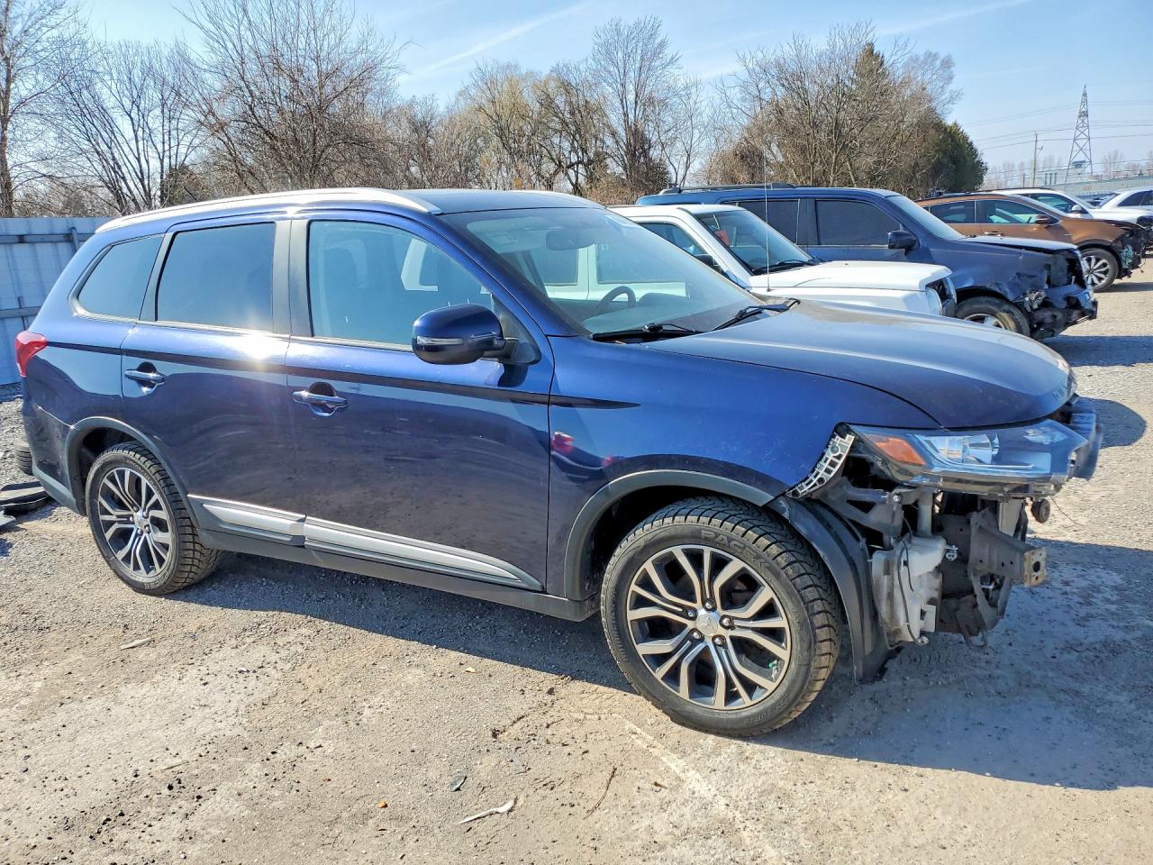 2016 Mitsubishi Outlander VIN JA4AZ2A35GZ603623 photo 4