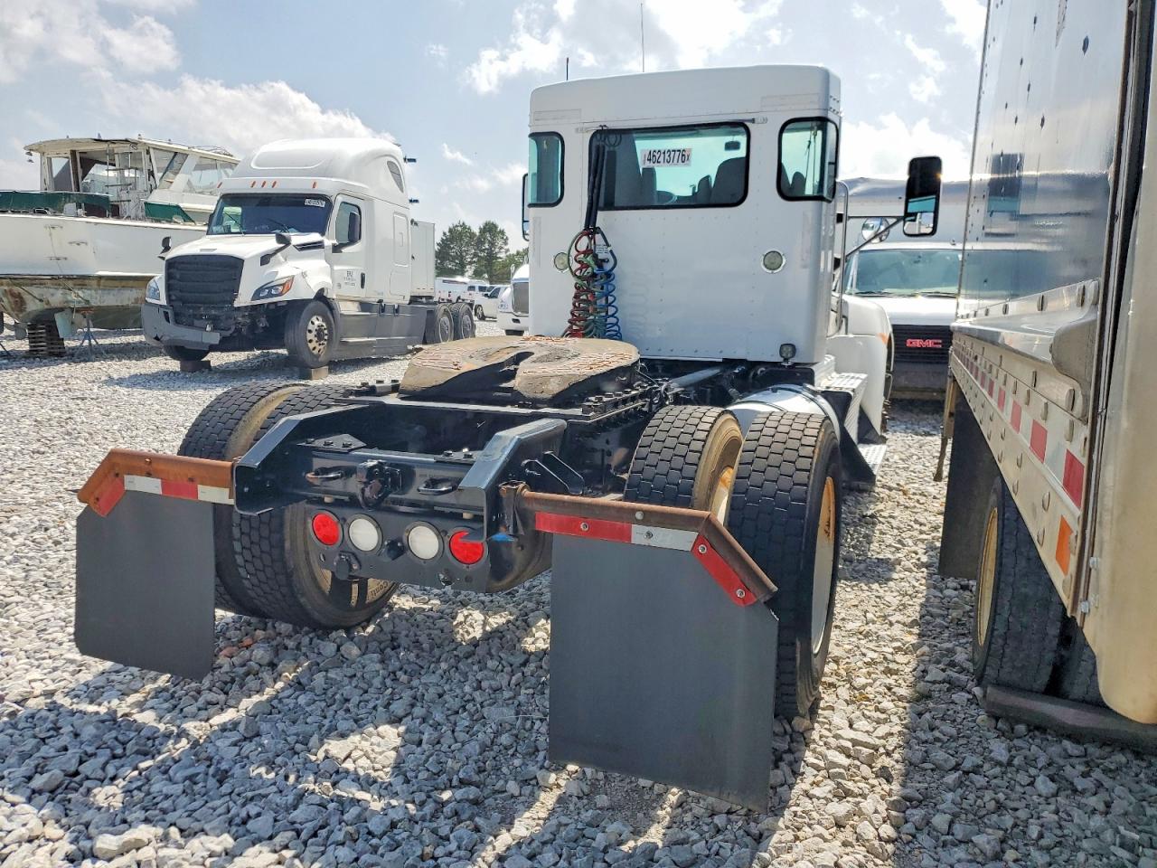 2015 KENWORTH All models VIN 2XKHAJ7X8FM462735 photo 4