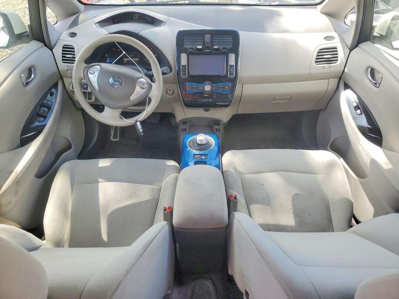 2012 Nissan Leaf VIN JN1AZ0CPXCT015565 photo 8