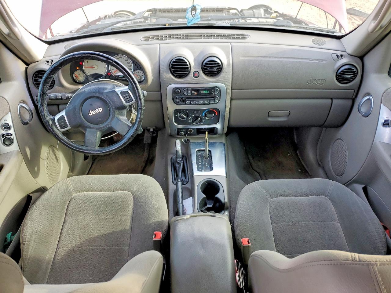 2002 Jeep Liberty VIN 1J4GL58K72W124138 photo 8